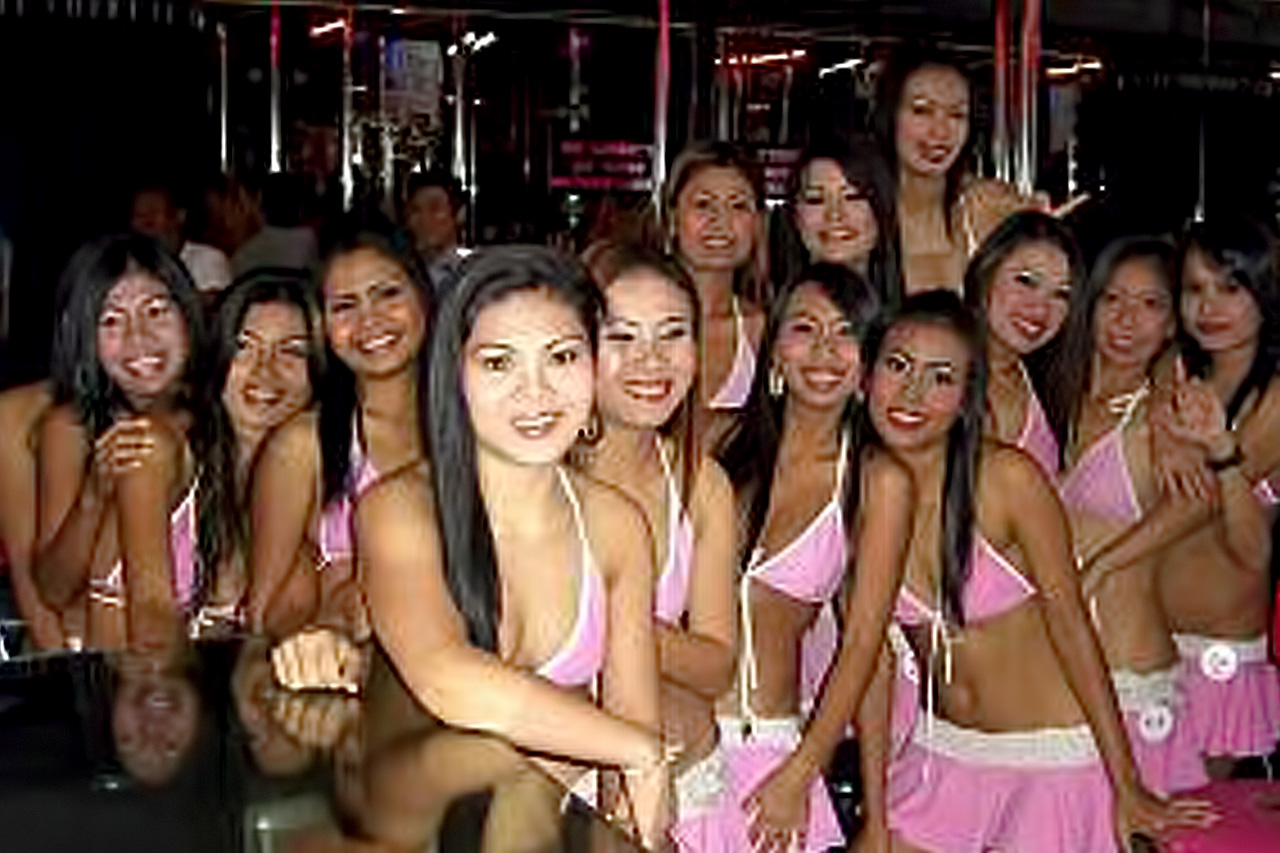 tn_beavers-agogo-bar-pattaya-thailand-girls-014_jpg